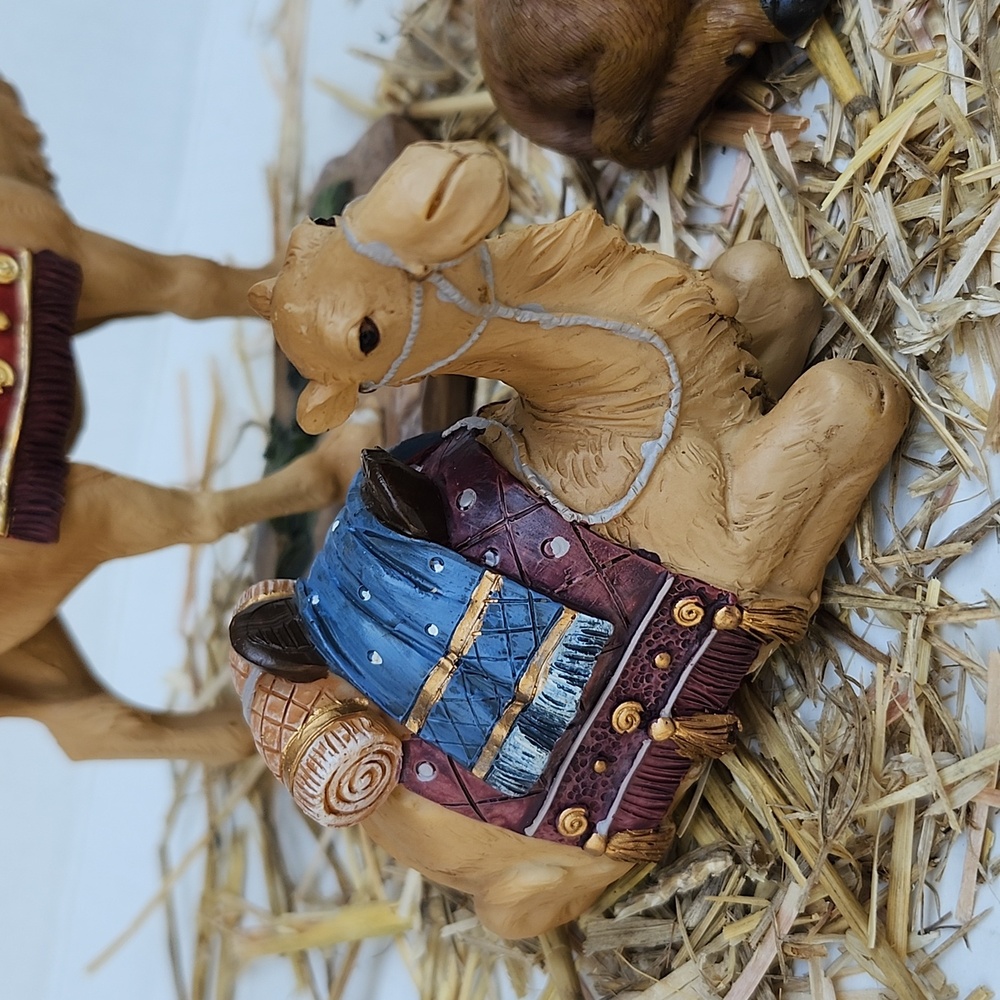 NIB THREE KINGS GIFTS SET OF 4 ANIMALS FOR THE 7" REAL LIFE NATIVITY - Picture 2 of 14